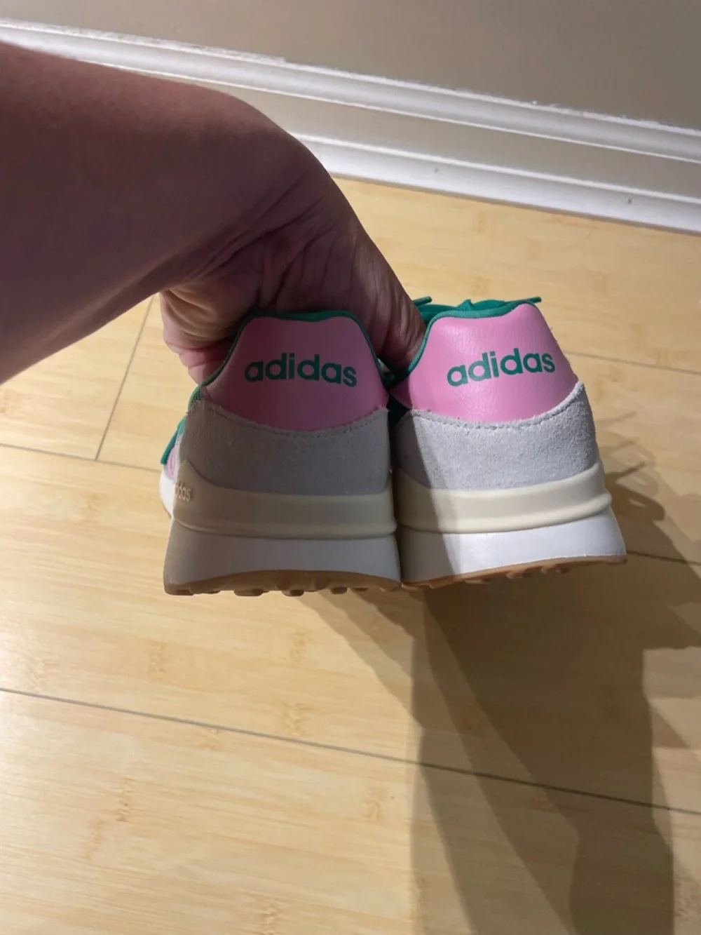 adidas Women's Run‎ 60s 4.0 Ami court green,bliss pink,warm vanilla size 7.5